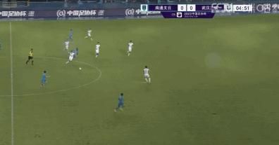 王家卫监制新作《一杯上路》 圣丹斯电影节获奖 2021-02-03 近日，由王家卫监制，《天才枪手》导演彭皮里亚执导的青春公路电影《ONE FOR THE ROAD》（暂译名《一杯上路》）入围圣丹斯电影节世界电影竞赛单元，并成功斩获该单元评审团特别奖。