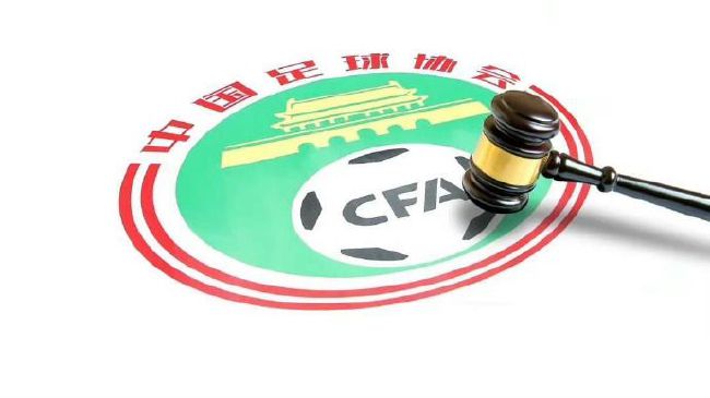 进口片方面，《关于约会的一切》《爱的暂停键》《小鹿斑比：清算》等多国别高口碑影片强势来袭，为观众呈现异国风情与多样体验。