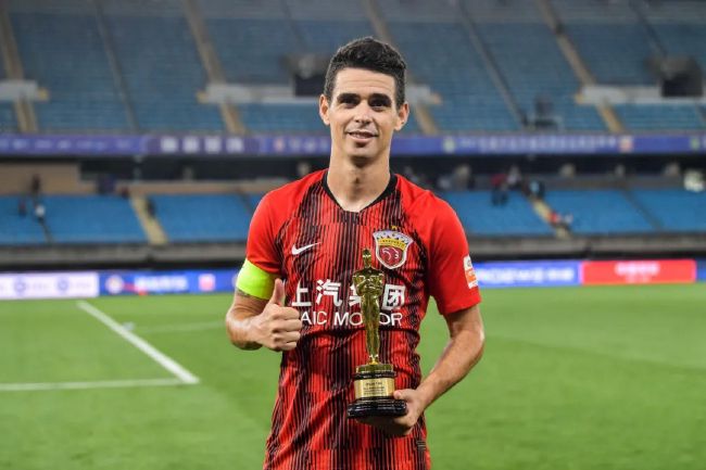 2021春节档票房78.22亿 “李焕英”三天蝉联日冠 2021-02-18 2月17日，全国院线总票房报收9.88亿，截至18日零点，2021年春节档累计总票房78.22亿，刷新春节档全国电影票房纪录（2019年59.05亿）。