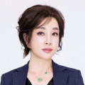 两位“老同”女主角李冰冰、全智贤上演“黑白配”组合，李冰冰黑色 金秀贤来京现招牌笑容 盼与全智贤拿最佳情侣奖 2014-04-07 4月6日，金秀贤现身北京，为亚洲巡演第三站预热。