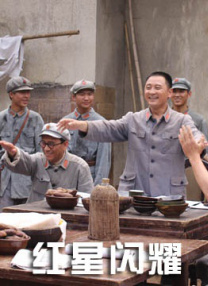 其次，对演员而言，出演艺术片是基于长远职业规划的战略性“入圈”选择。